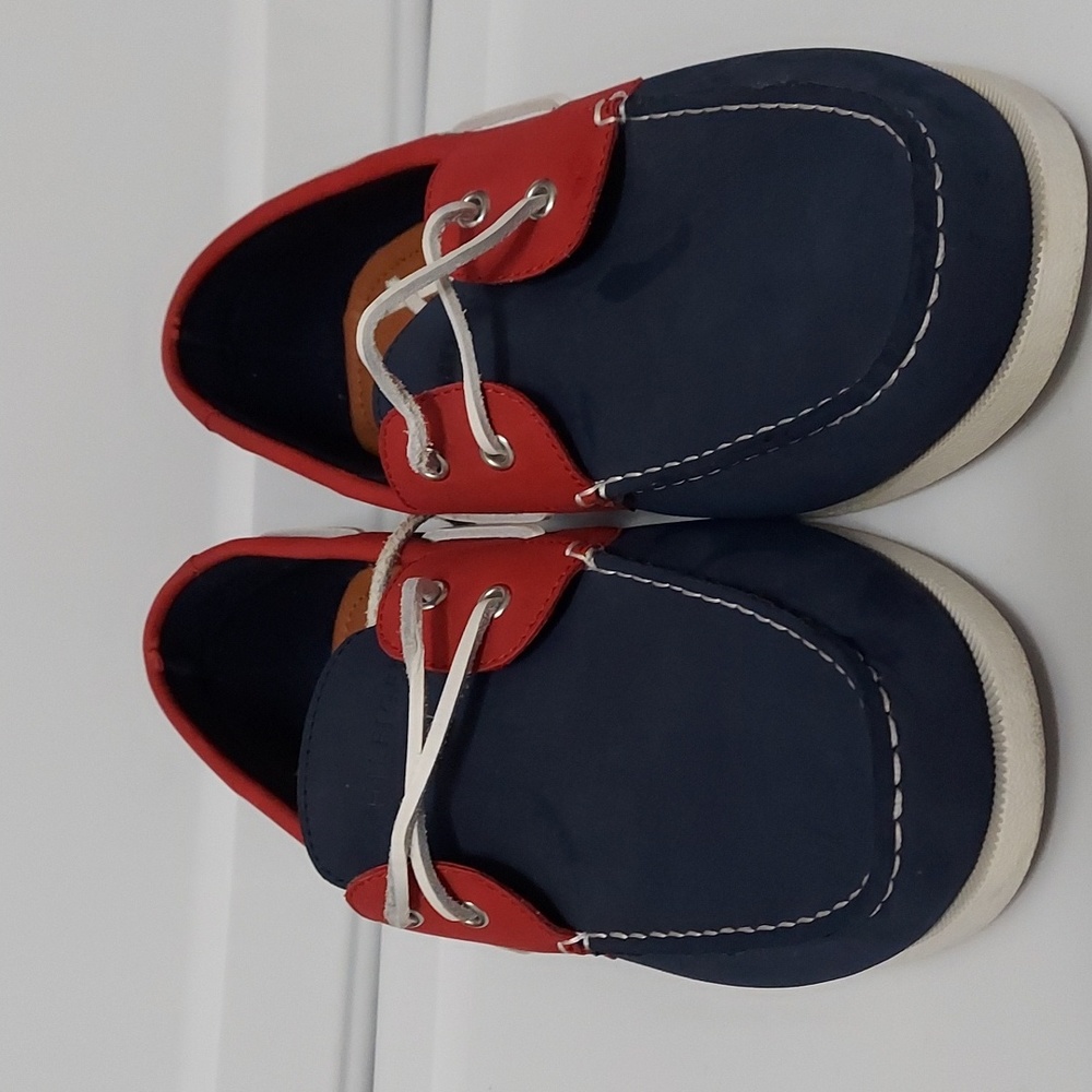 Size 12 Tommy Hilfiger shoes